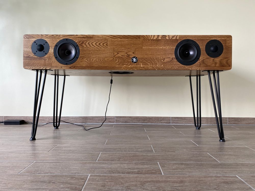 Nestandartinis 2.1 Soundbar'as 07 Wood4Sound I Soundbar | TV komoda | TV staliukas I ranku darbo kolonele