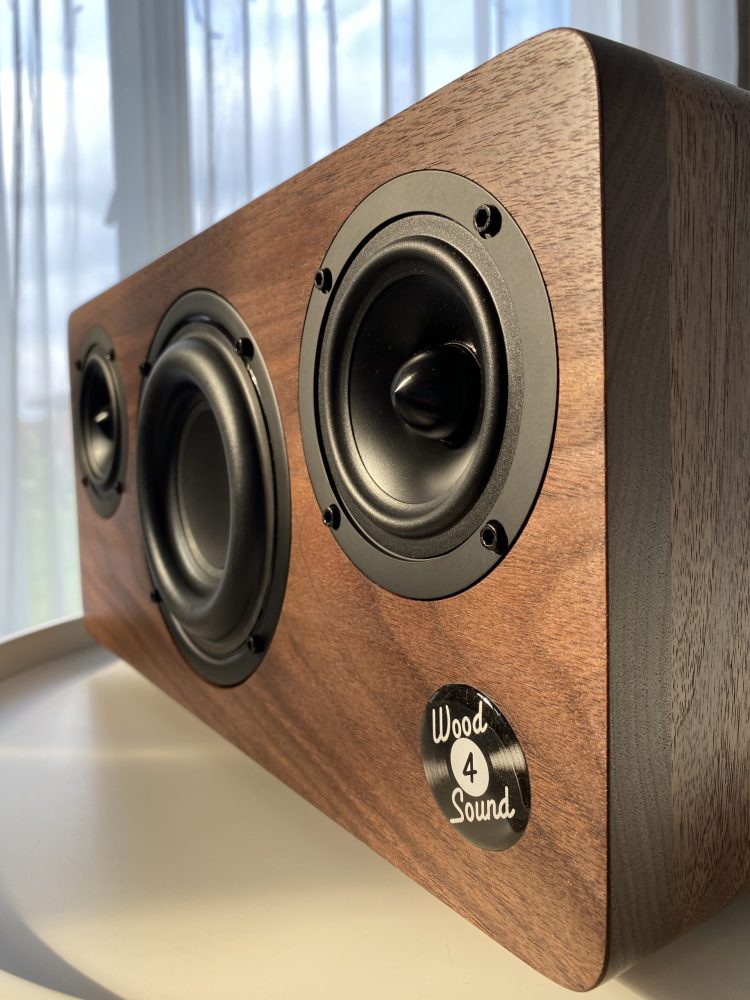 SoundBox 2.1 Mini Walnut 4 Wood4Sound | bluetooth kolonele | ranku darbo kolonele I garso kolonele| nesiojama kolonele