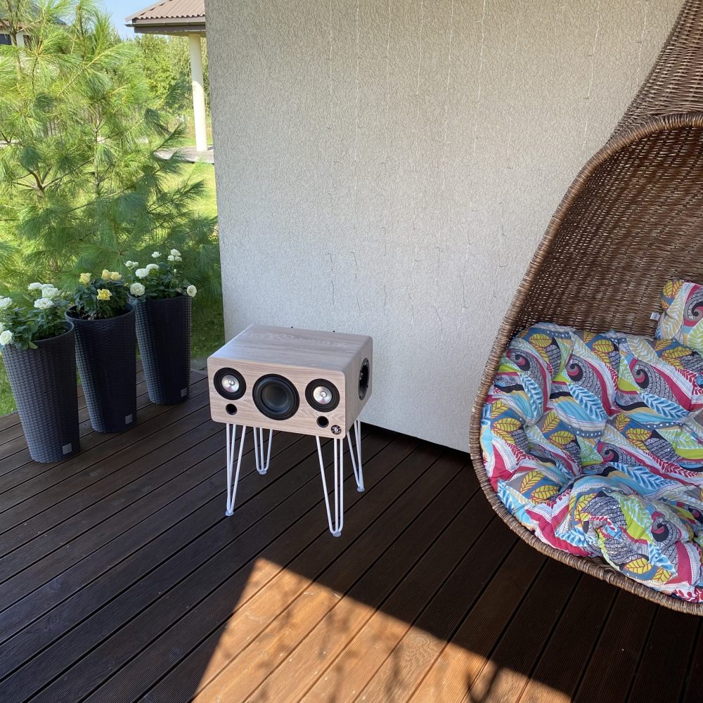 SoundBox 2.1 Terrasse White edition 1 Wood4Sound I SoundNox 2.1 Terrasse| bluetooth kolonele | garso kolonele I ranku darbo kolonele I hairpin kojeles